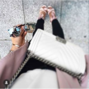 White Caviar Quilted Crossbody Chain Leboy P…